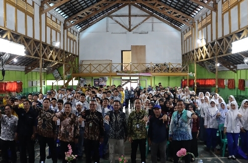 QRIS Mudah, Tapi Bisa Menjebak: Bank Kalsel Edukasi Pelajar SMKN 2 Amuntai tentang Transaksi Digital Aman