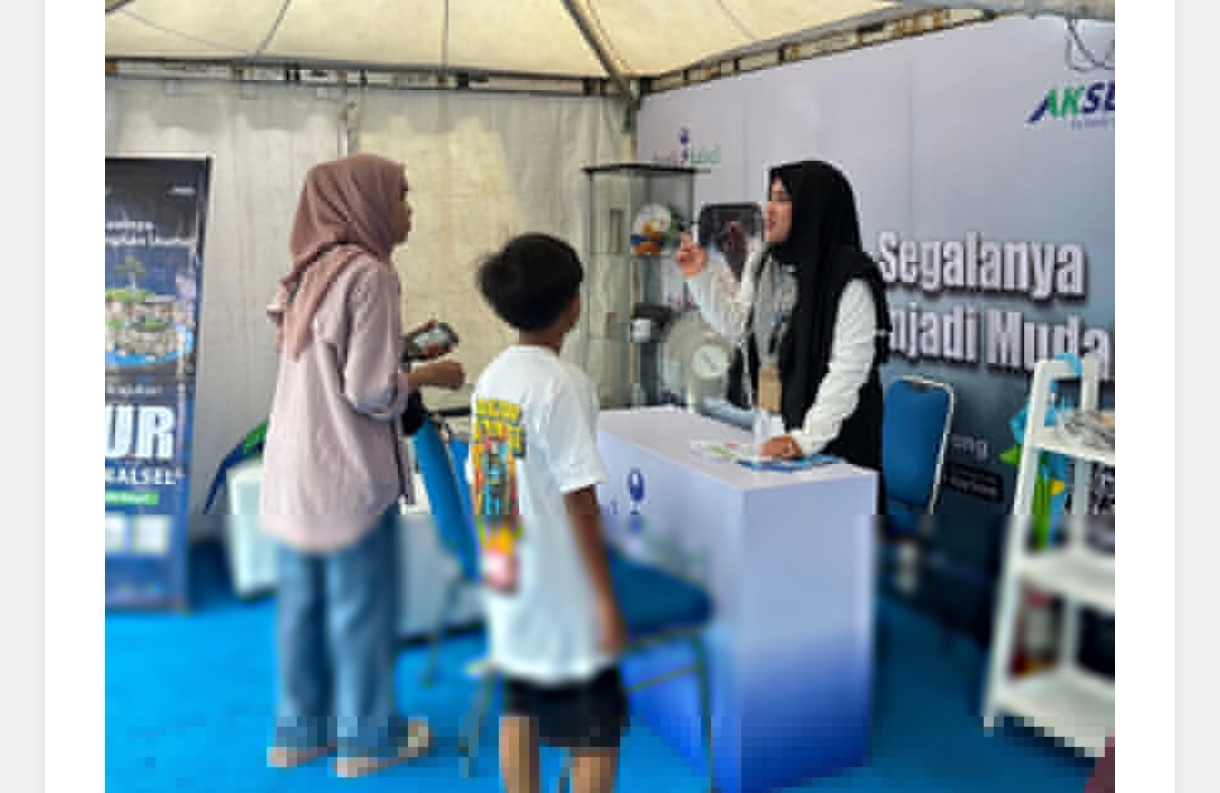 Bank Kalsel Bagi-bagi Voucher Rp100 ribu untuk Nasabah ASN dan CPNS di Pasar Wadai