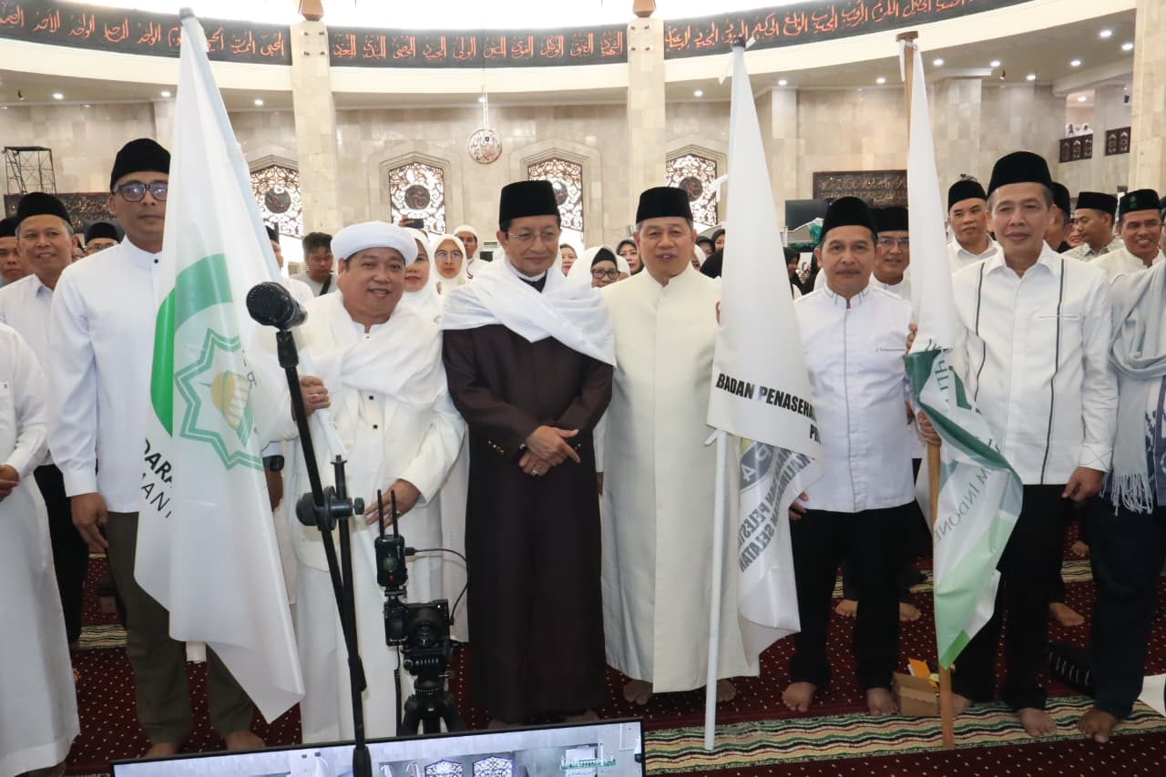 Menag Nasaruddin Umar Kukuhkan Pengurus BP4 Kalimantan Selatan, Tambrin Dipercaya sebagai Ketua Dewan Pengurus